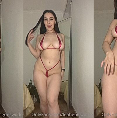 sexy model LeahGoesWilde jiggle and fondle her huge tits in sexy lingerie