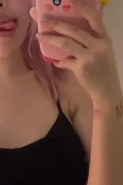 Diakimeko shows off her sexy cleavage just for you