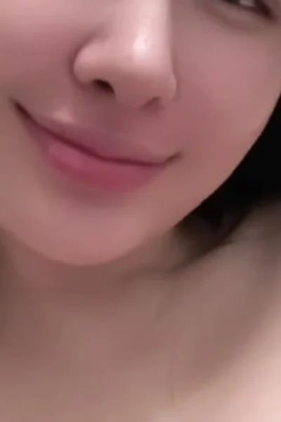 leaked onlyfans video of sexy slut CocoPie’s hot cleavage teasing