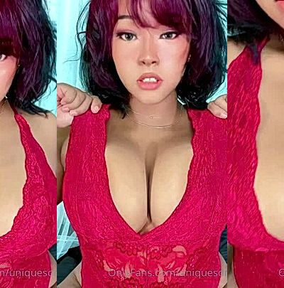 amazing chick touches her boobs to tease her fans Uniquesora leaked video