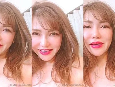 Anri Okita cant help but show off her sexy tits to her fans