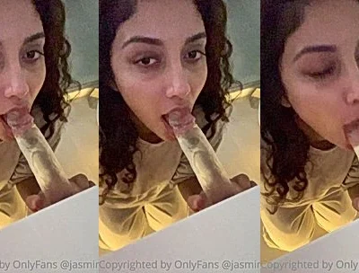 naughty sexy bad girl Jasminx on her knees giving slow gagging on dildo, leaked video