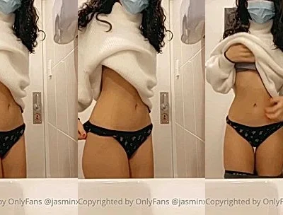 naughty sexy horny indian girl Jasminx fondle her juicy tits and show off her sxy curves in the bedroom, leaked video