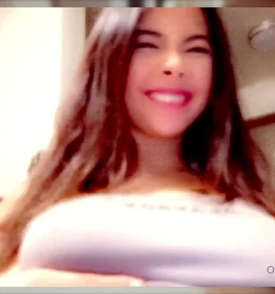 naughty babe  Asian.candy plays with her sexy tits for the cam and touches herself for pleasure, leaked onlyfans
