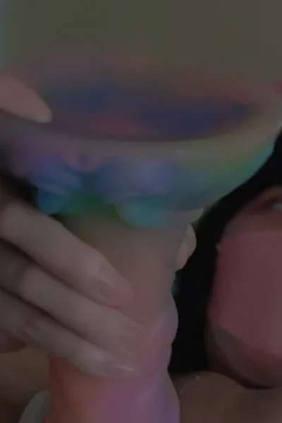 sexy slut Anaimiya’s woke up feeling horny, i grabbed my dildo immediately