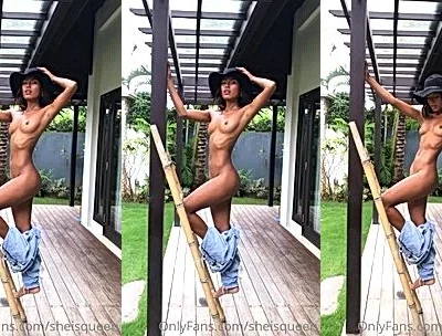 sexy onlyfans model Tita Sahara shows of her sexy curve big ass,teasing